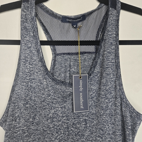 NWT Medium Simply Southern Women's Heathered Gray Tank Top Athletic Racerback - Picture 2 of 5